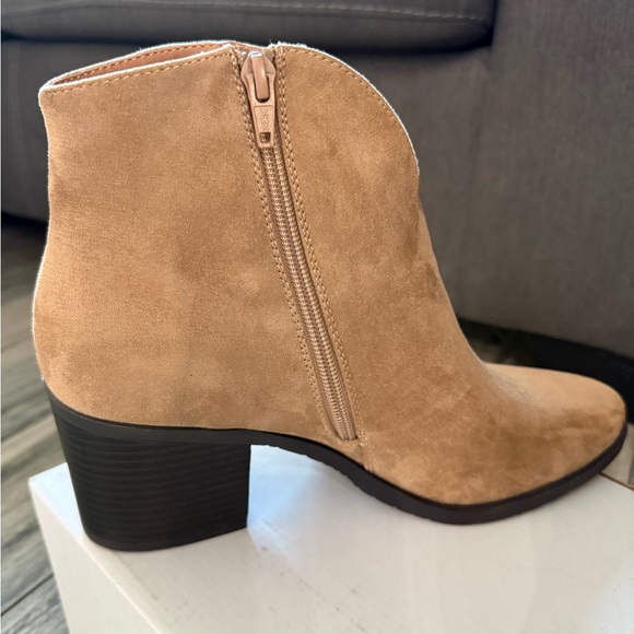 9.5 - Tan Suede Ankle Boots - Picture 2 of 5
